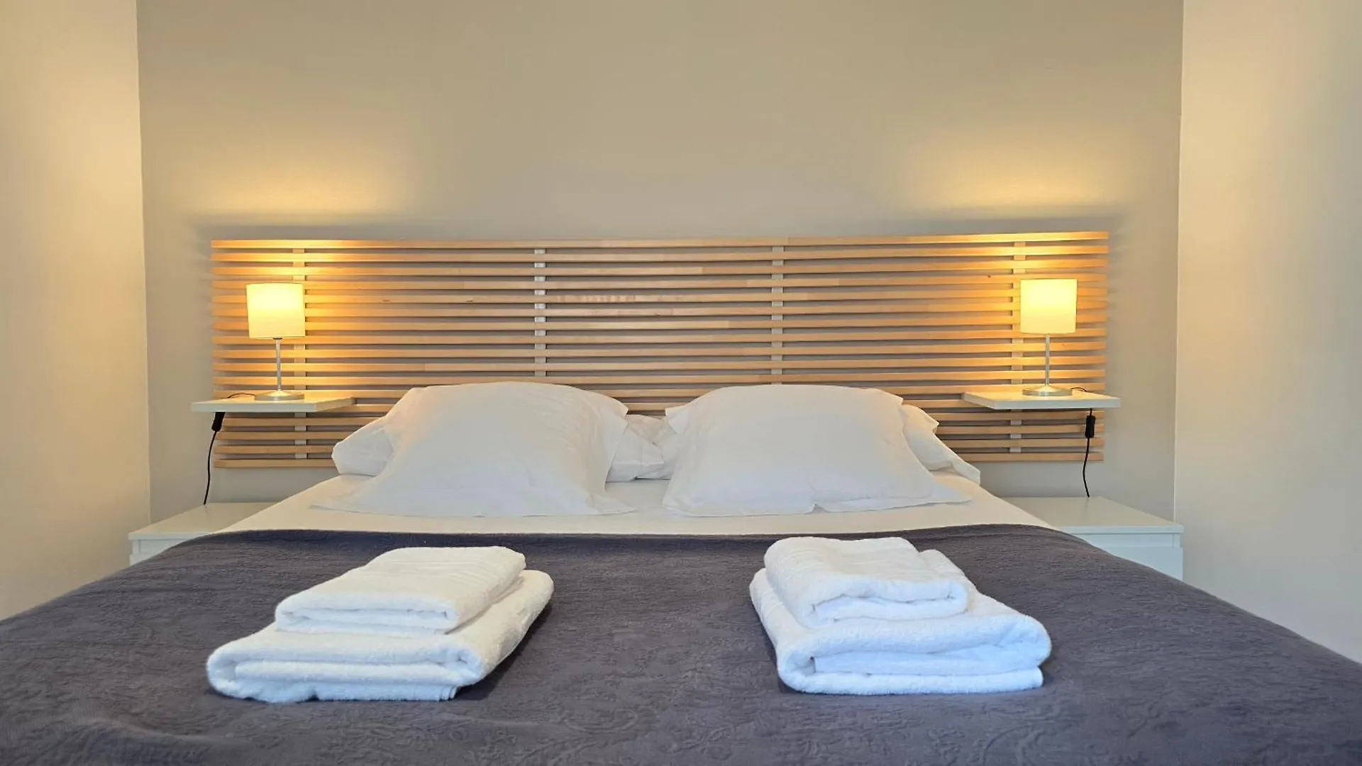 Opening Doors Gracia Daire Barselona İspanya